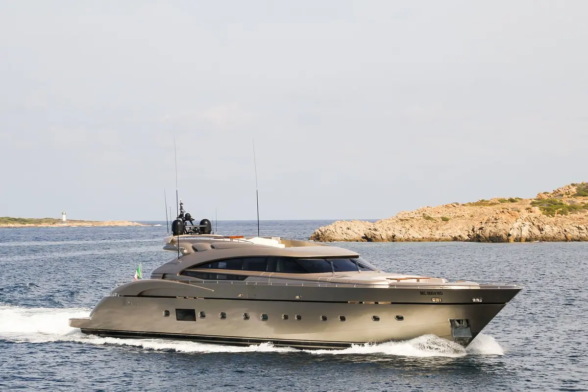 AB Yachts 116, внешний вид — Athens Yachts Rental, Афины. AB Yachts 116 — 36m