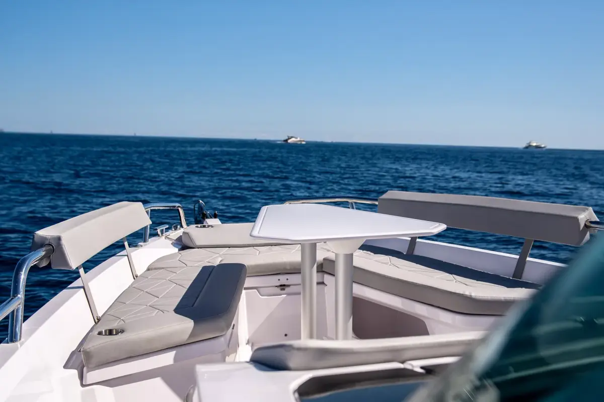 Axopar 28, master cabin — Athens Yachts Rental, Athens. Axopar 28 — 30m