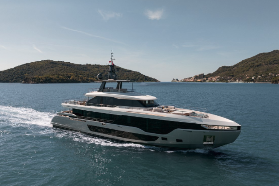 Azimut 116