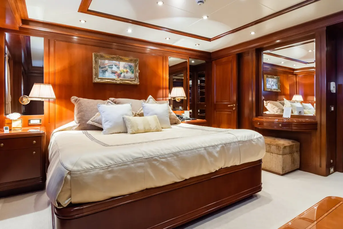Apogee, salon — Athens Yachts Rental, Athens. Apogee — 62.5m