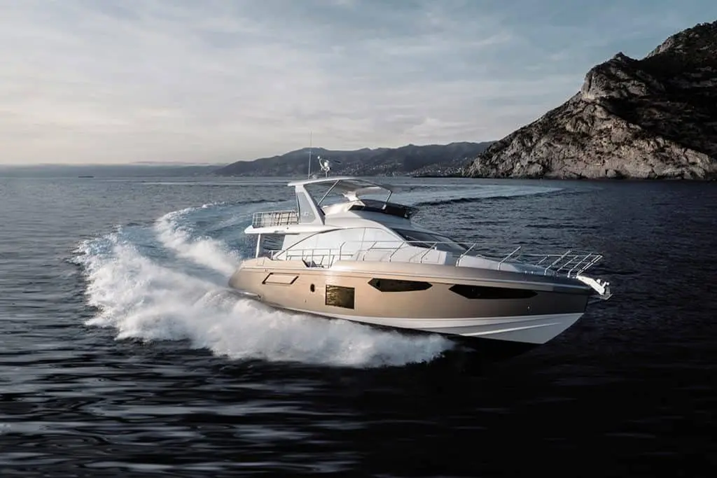 Cranchi A46, salon — Athens Yachts Rental, Athens. Cranchi A46 — 14m