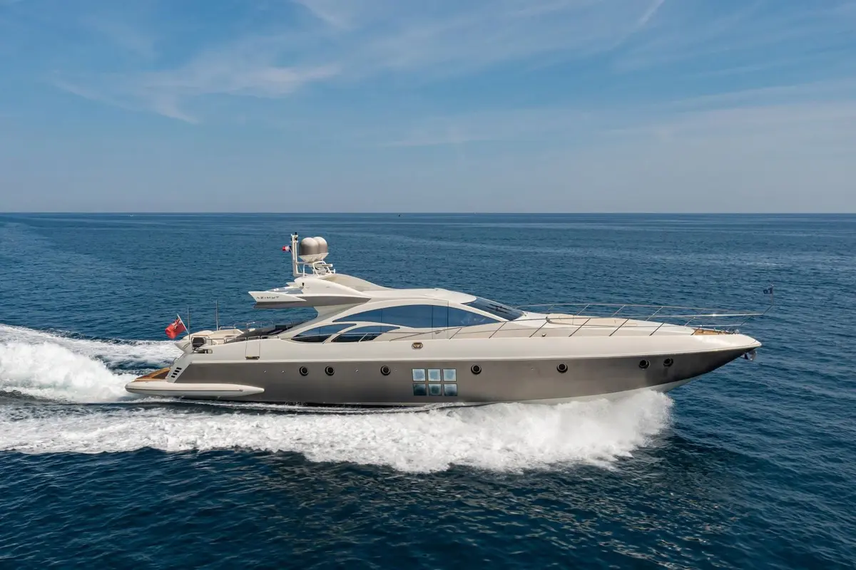 Cranchi A46, master cabin — Athens Yachts Rental, Athens. Cranchi A46 — 14m