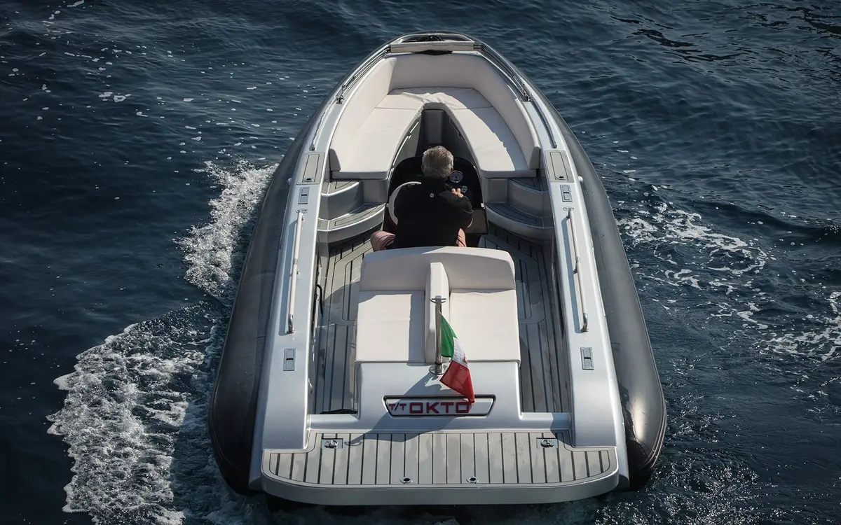 Dariel 7.5m, master cabin — Athens Yachts Rental, Athens. Dariel 7.5m — 7.5m