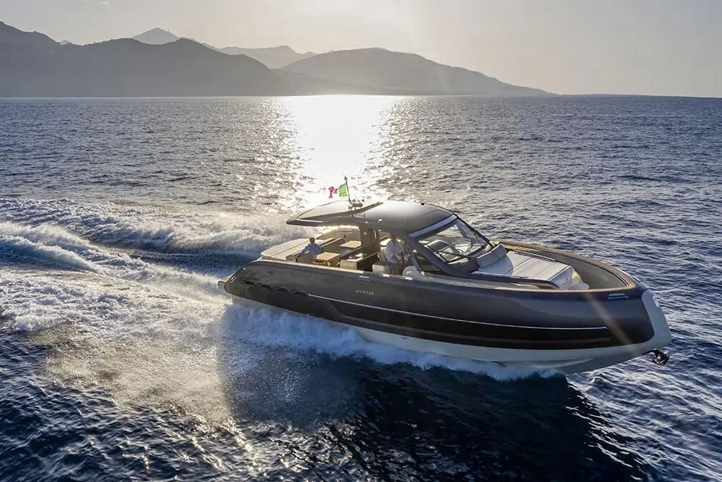 Invictus 460, aft deck — Athens Yachts Rental, Athens. Invictus 460 — 14.4m