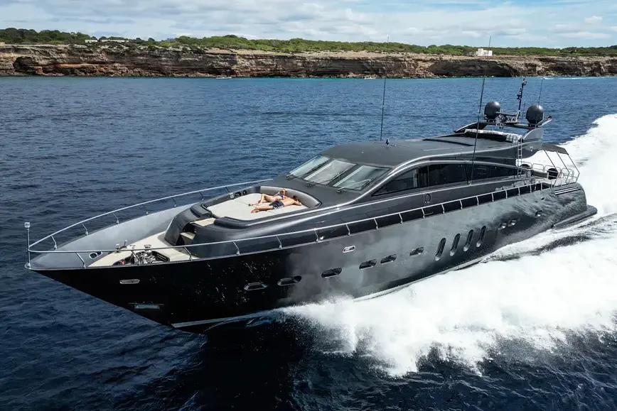 Leopard 31, exterior — Athens Yachts Rental, Athens. Leopard 31 — 31m