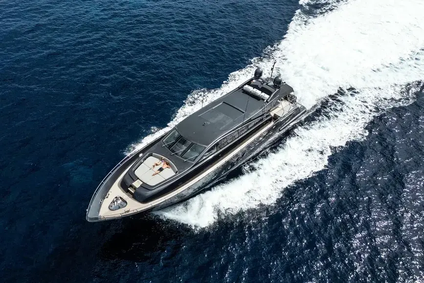 Leopard 31, main deck — Athens Yachts Rental, Athens. Leopard 31 — 31m