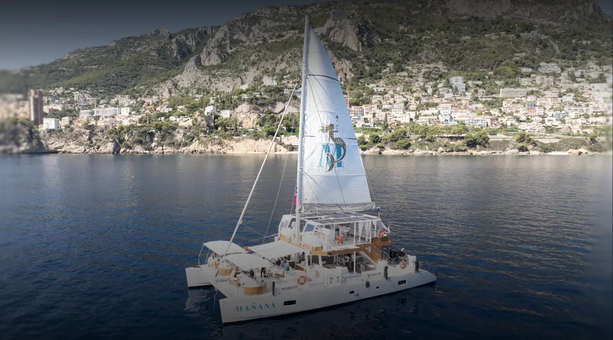 Manana Yacht, main deck — Athens Yachts Rental, Athens. Manana Yacht — 20.8m