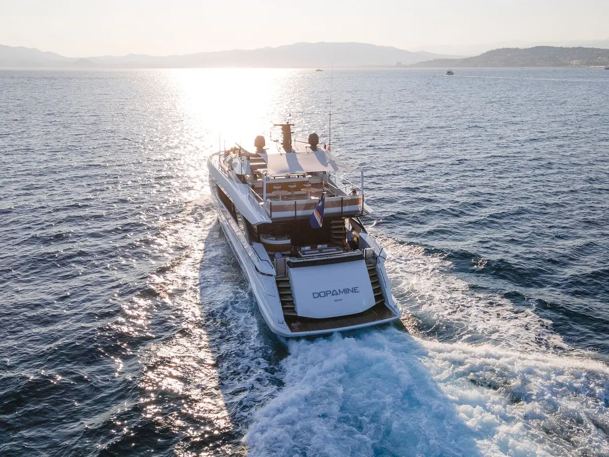 Mangusta 33, master cabin — Athens Yachts Rental, Athens. Mangusta 33 — 33m