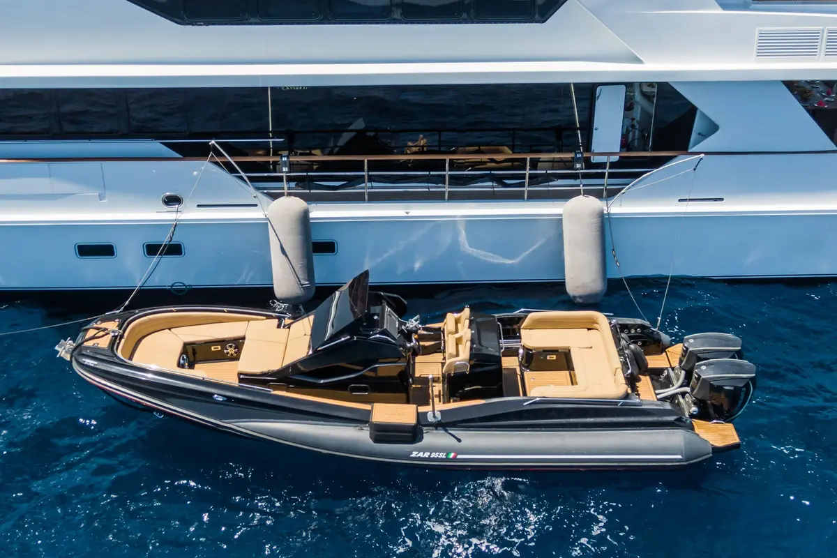 The Wellesley, salon — Athens Yachts Rental, Athens. The Wellesley — 56m