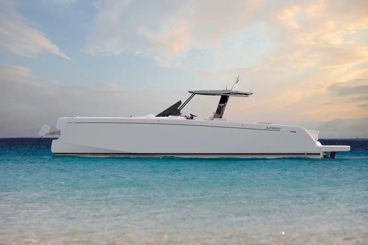 Pardo 43, exterior — Athens Yachts Rental, Athens. Pardo 43 — 13.4m