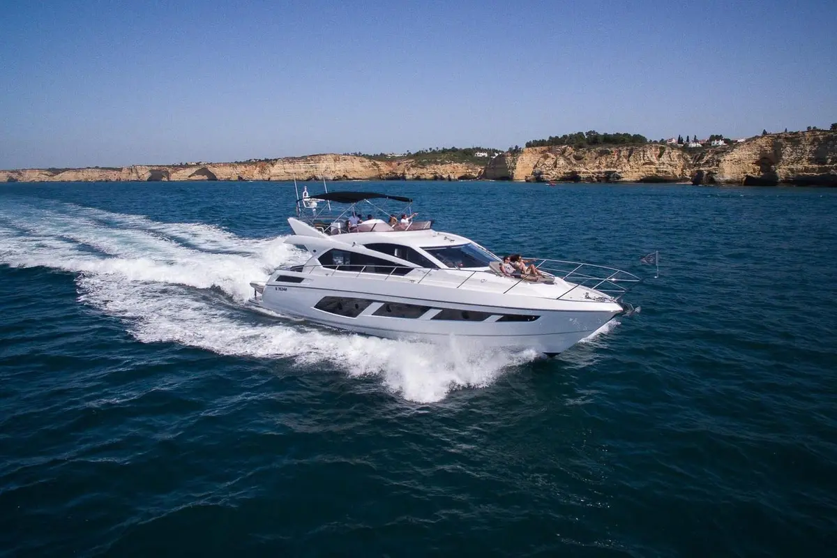 Pardo 38, master cabin — Athens Yachts Rental, Athens. Pardo 38 — 11.56m
