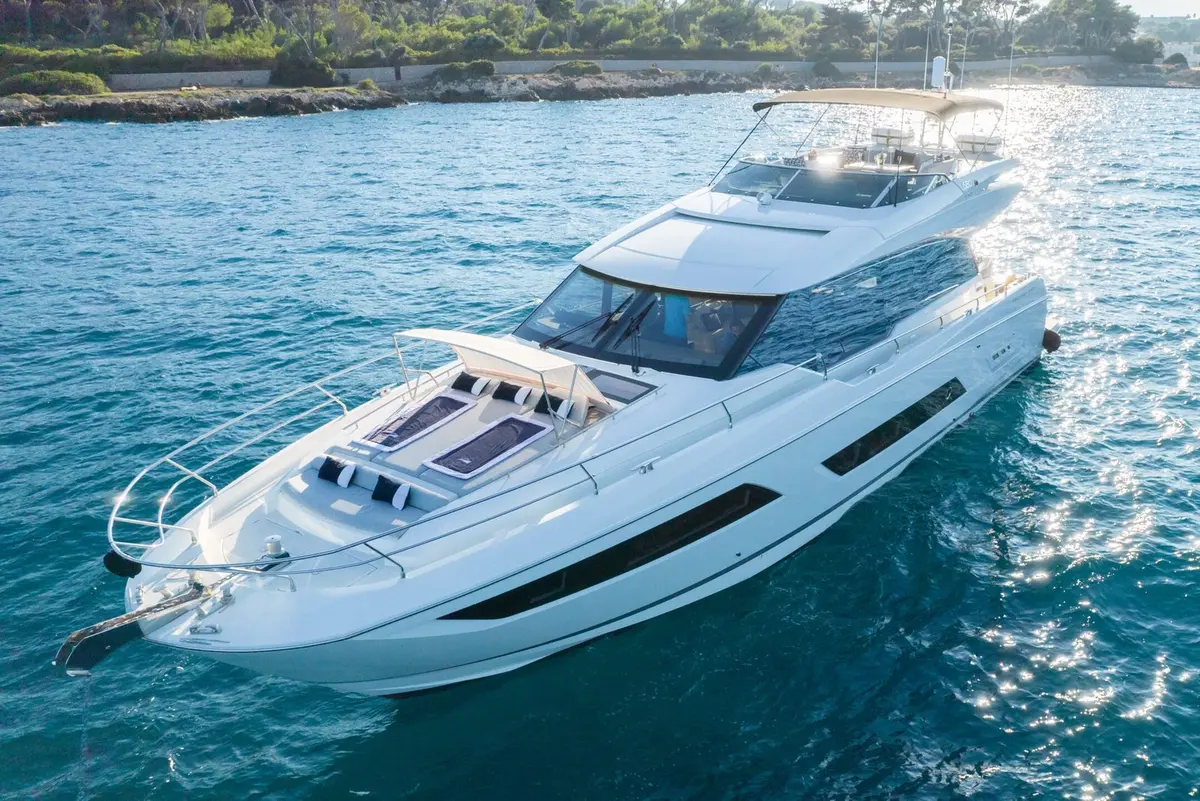 Prestige 680s, exterior — Athens Yachts Rental, Athens. Prestige 680s — 21.4m