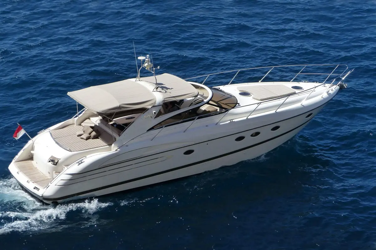 Princess 50, exterior — Athens Yachts Rental, Athens. Princess 50 — 15.5m