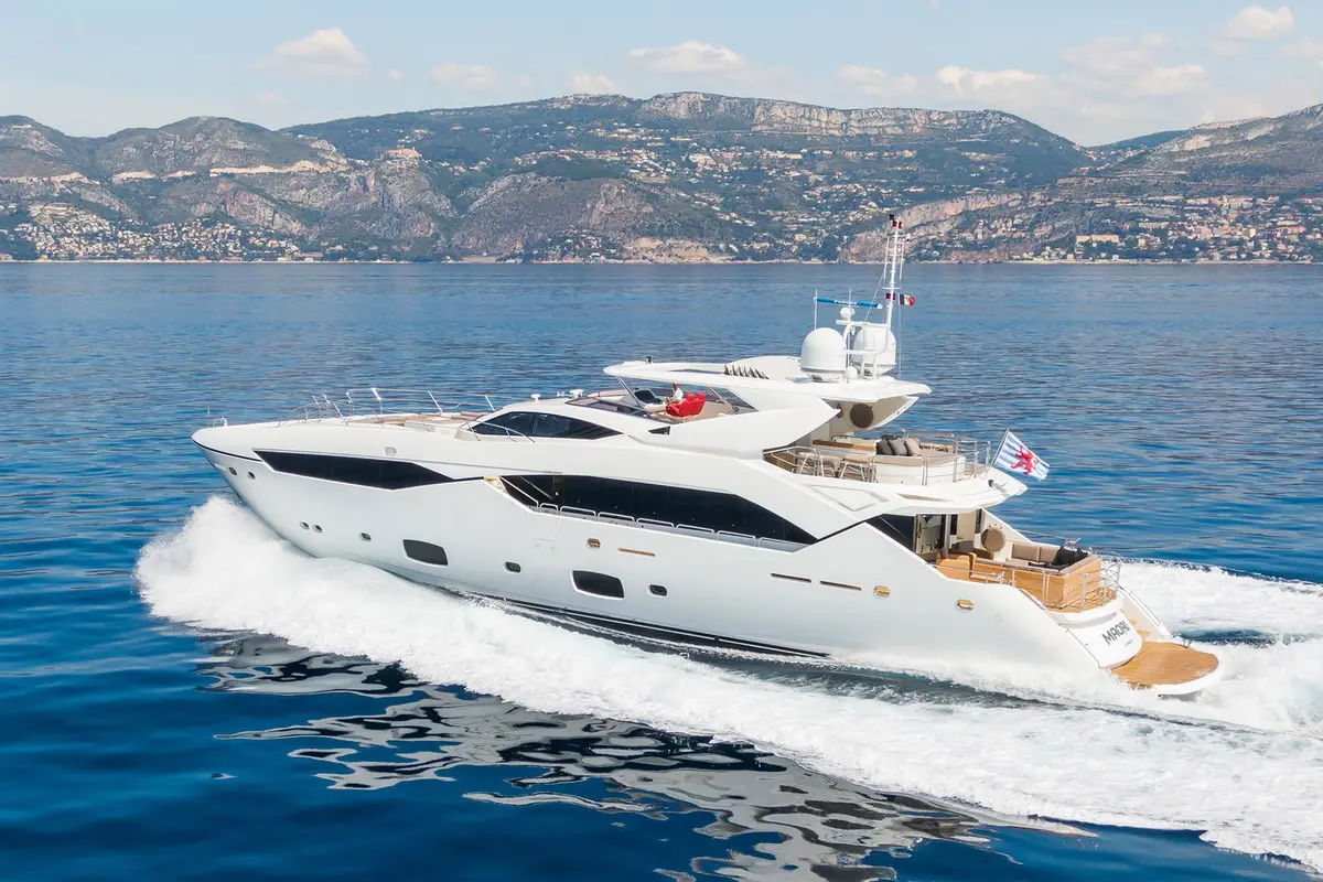 Princess 50, flybridge — Athens Yachts Rental, Athens. Princess 50 — 15.5m