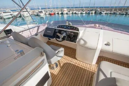 Princess 64 Fly, flybridge — Athens Yachts Rental, Athens. Princess 64 Fly — 20m