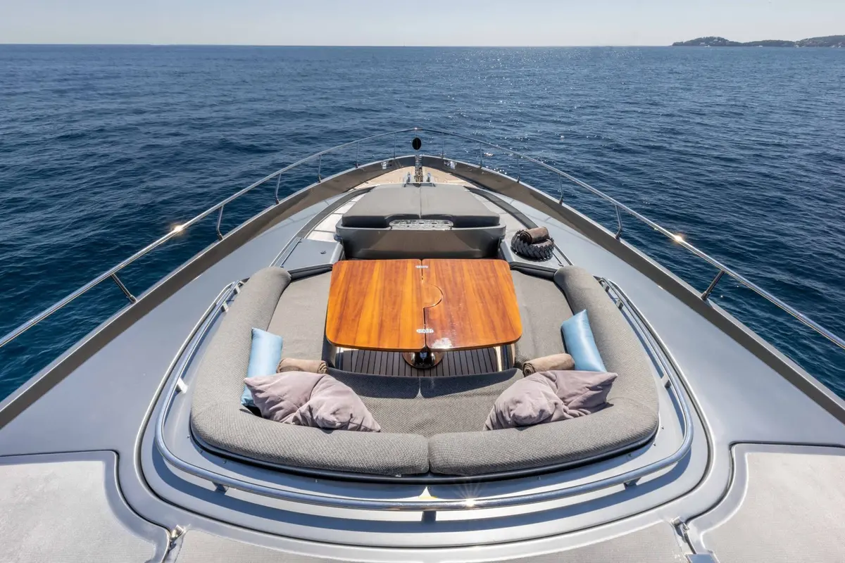 Riva 86 Domino, master cabin — Athens Yachts Rental, Athens. Riva 86 Domino — 26m