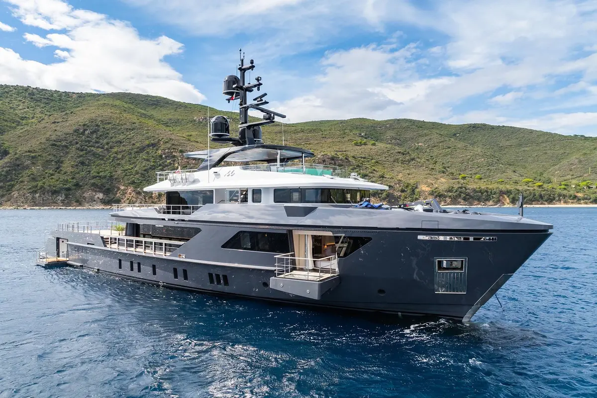 M, main deck — Athens Yachts Rental, Athens. M — 47m