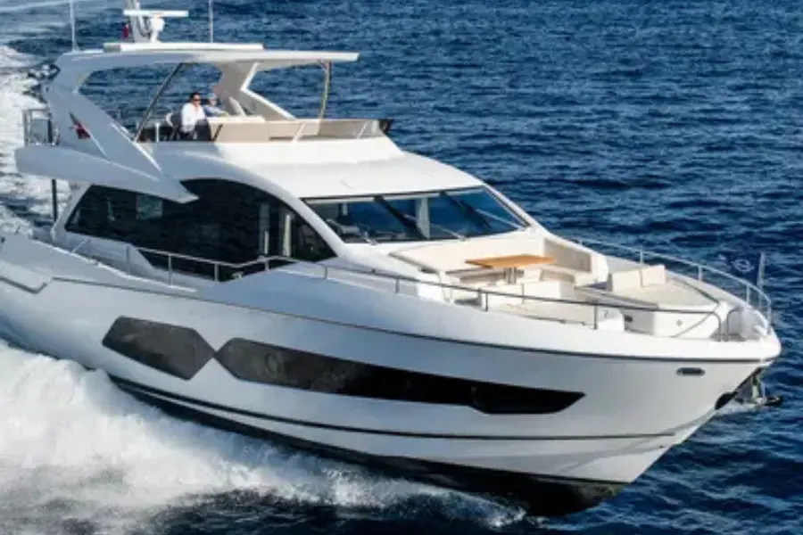 Sunseeker 76, main deck — Athens Yachts Rental, Athens. Sunseeker 76 — 23m