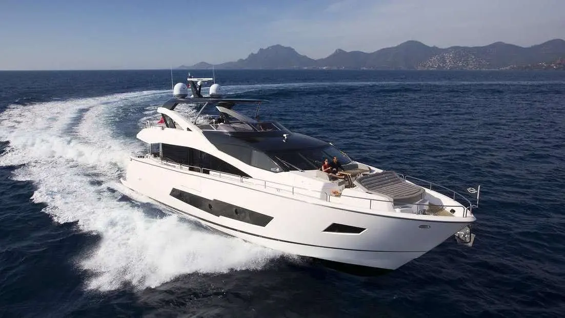 Sunseeker 86, aft deck — Athens Yachts Rental, Athens. Sunseeker 86 — 3m