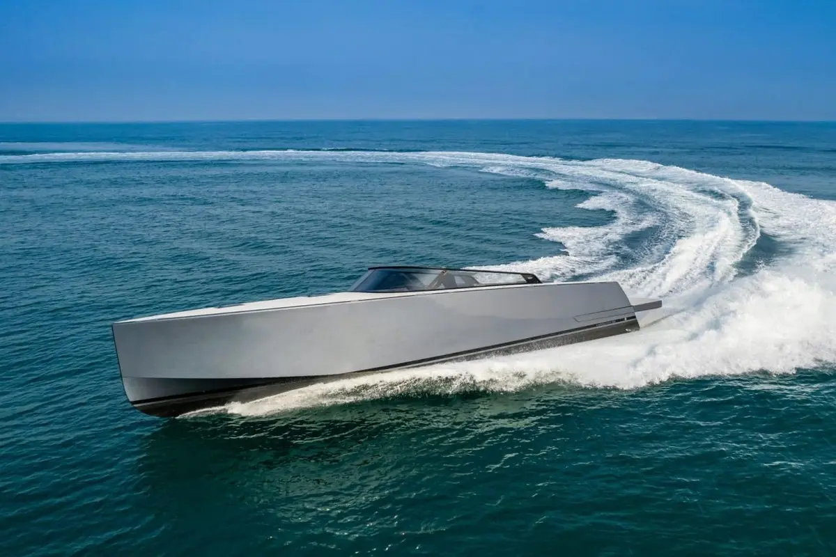 Vandutch 55, exterior — Athens Yachts Rental, Atenas. Vandutch 55 — 16m