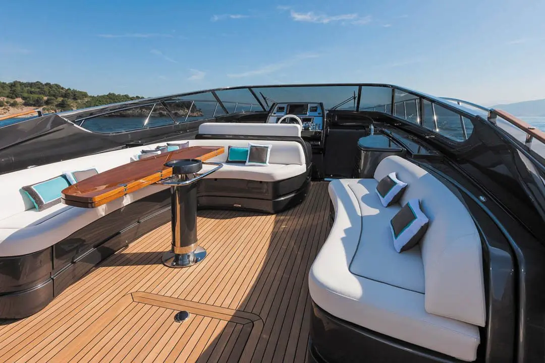 Virtus 63, salon — Athens Yachts Rental, Athens. Virtus 63 — 19m