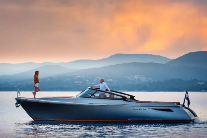 Wajer 38, exterior — Athens Yachts Rental, Athens. Wajer 38 — 11.3m