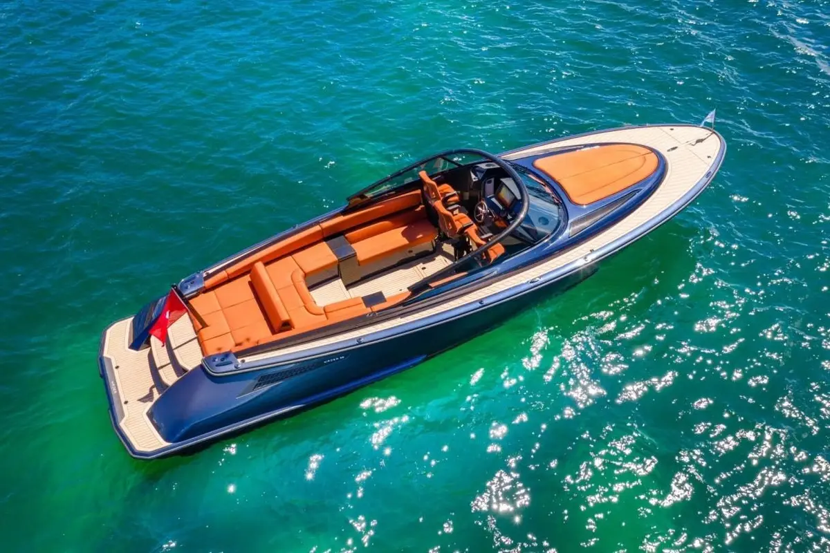 Wajer 38, main deck — Athens Yachts Rental, Athens. Wajer 38 — 11.3m