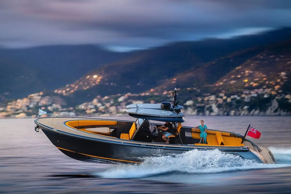 Wajer 38S, aft deck — Athens Yachts Rental, Athens. Wajer 38S — 11m